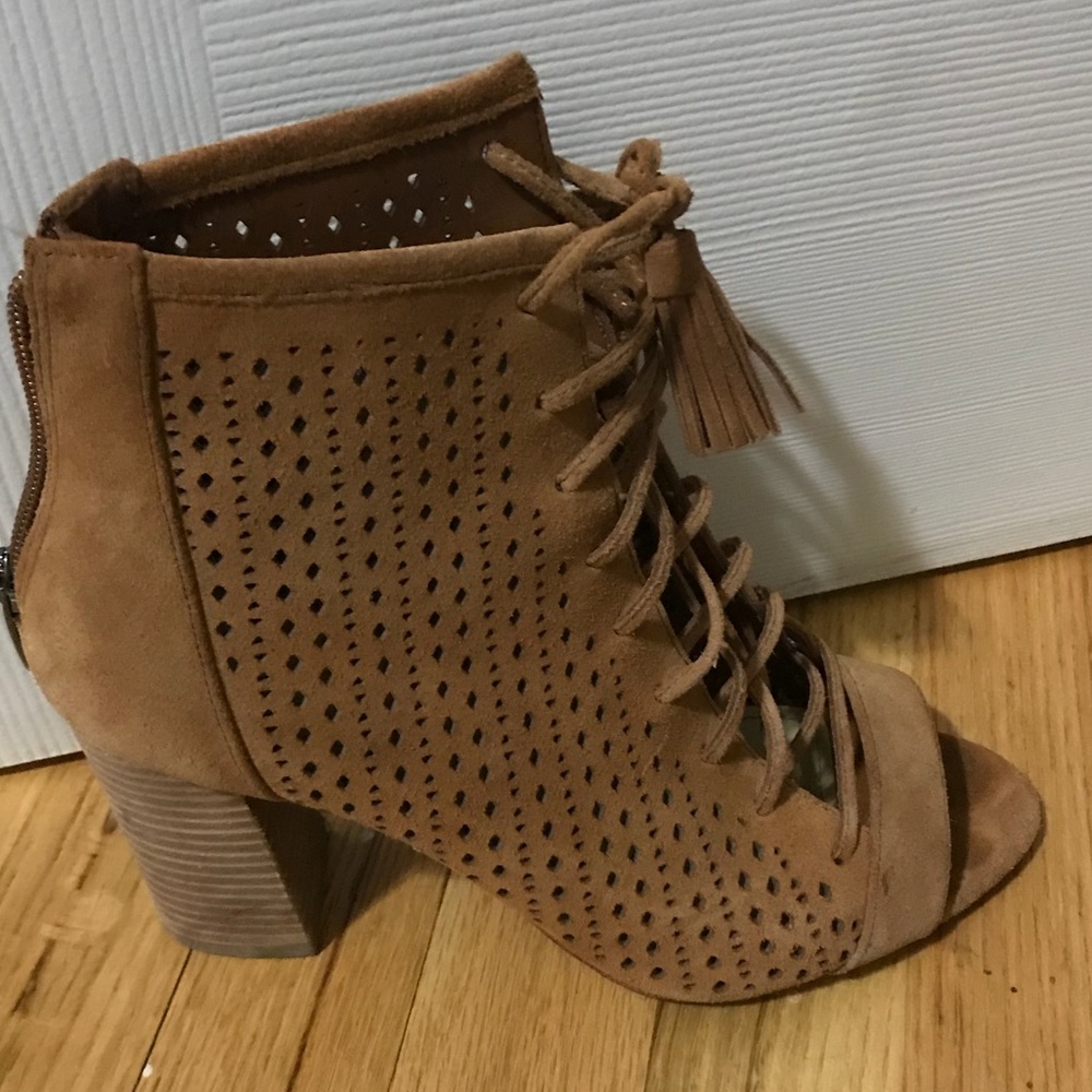 Size 8 Womans suede brown booties lace up DSW